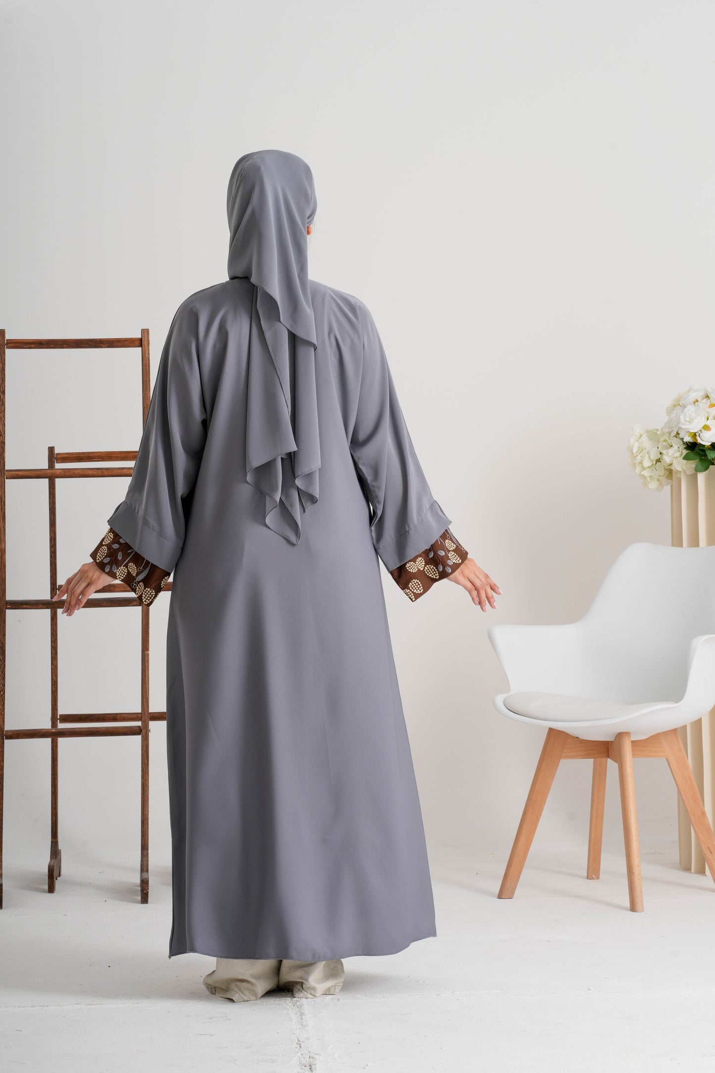 Abaya Silver Moon