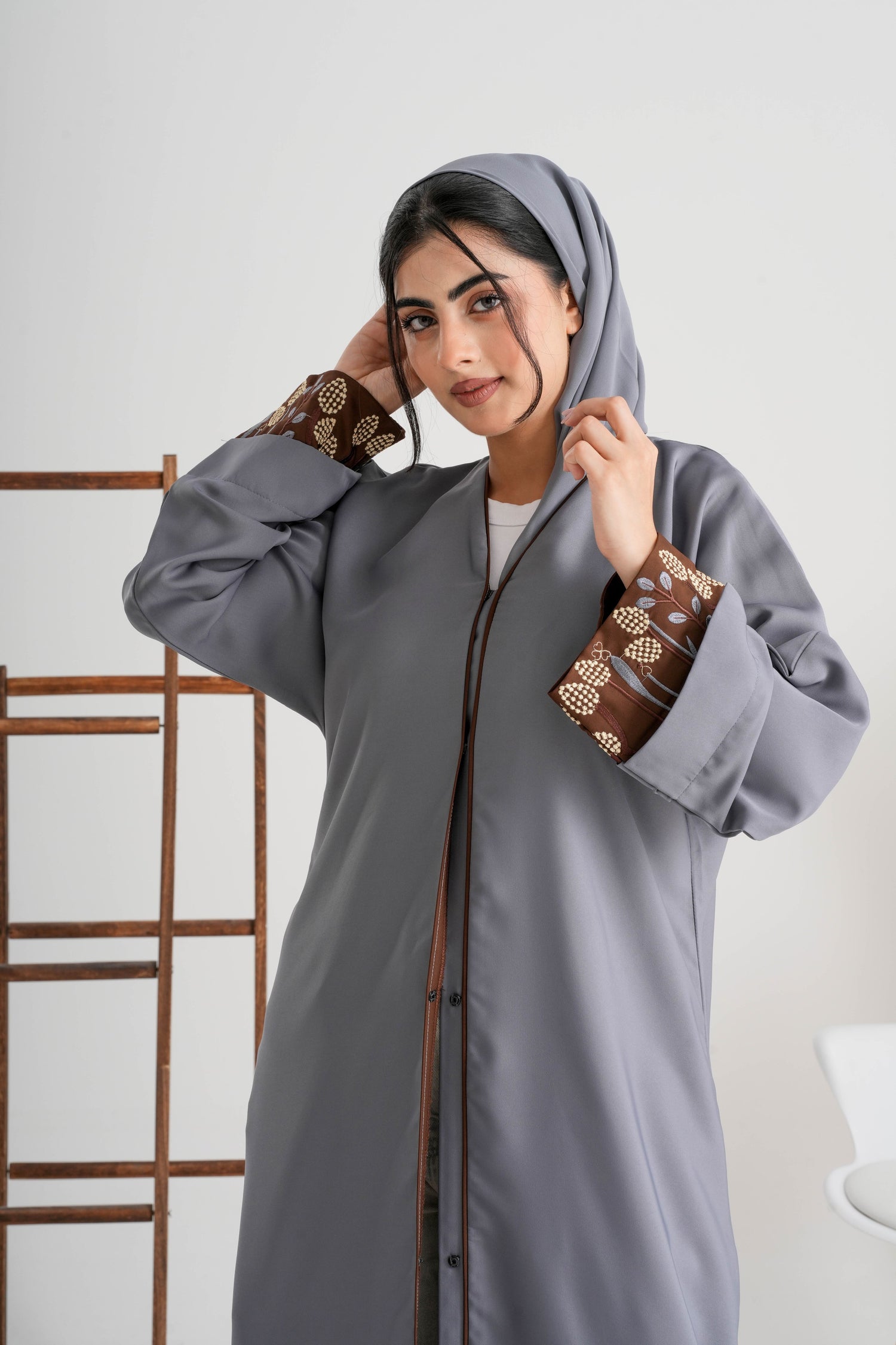 Abaya Silver Moon